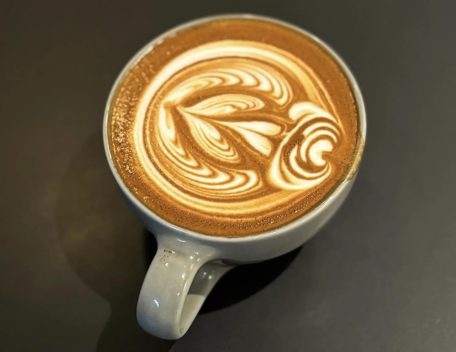 @kaikou_coffee バリスタ様 ラテアート完成