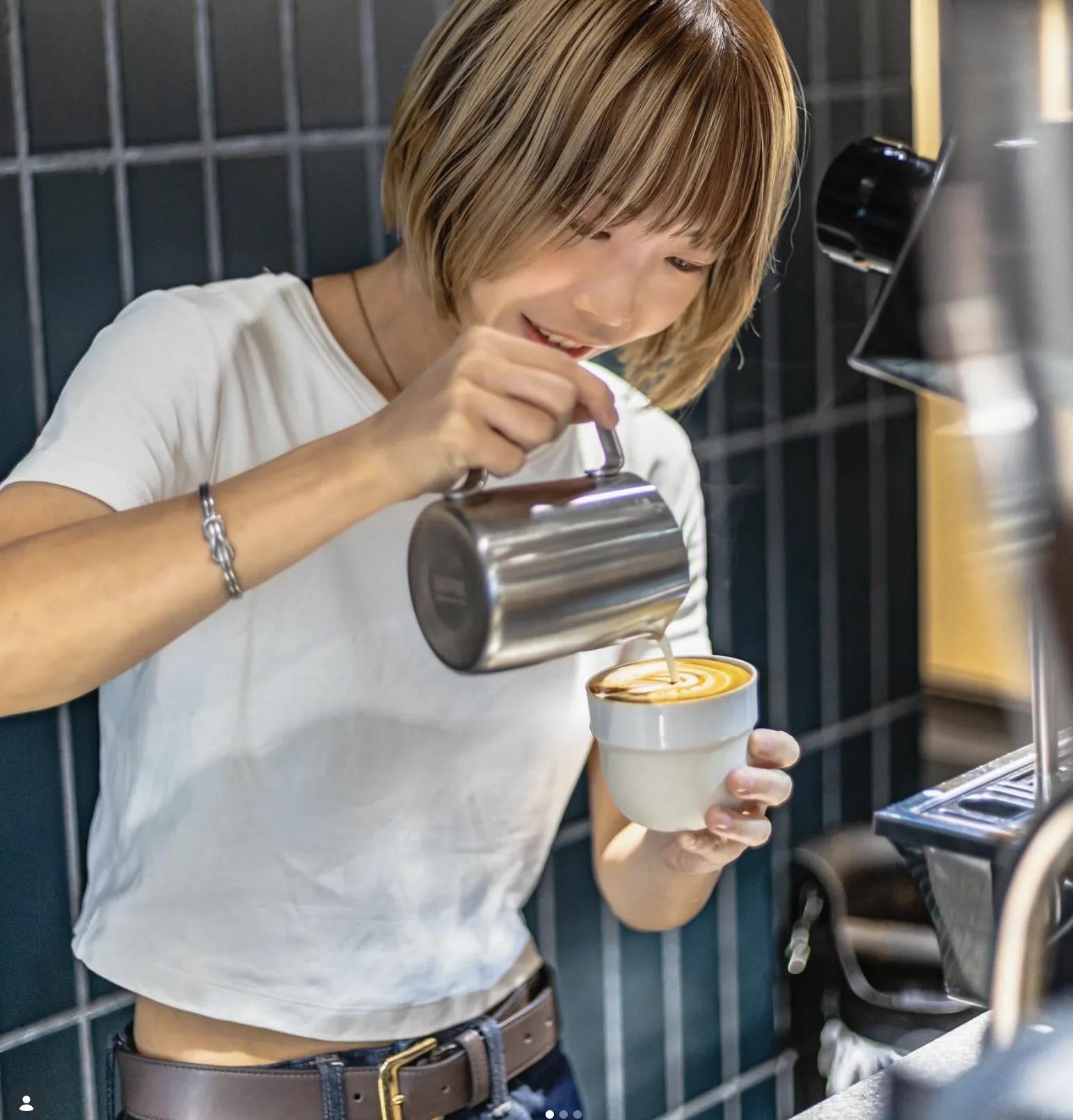 @kaikou_coffee バリスタ様 ラテアート注ぎ